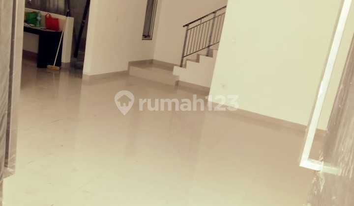 for rent PIK 2 cheapest house size 8x12.5 south facing ready to occupy low price 2