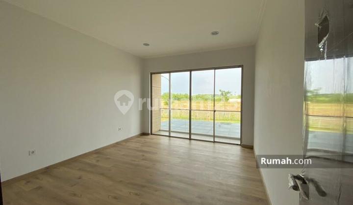 DISKON BESAR rumah golf island PIK  10x25  di cluster bagus harga termurah