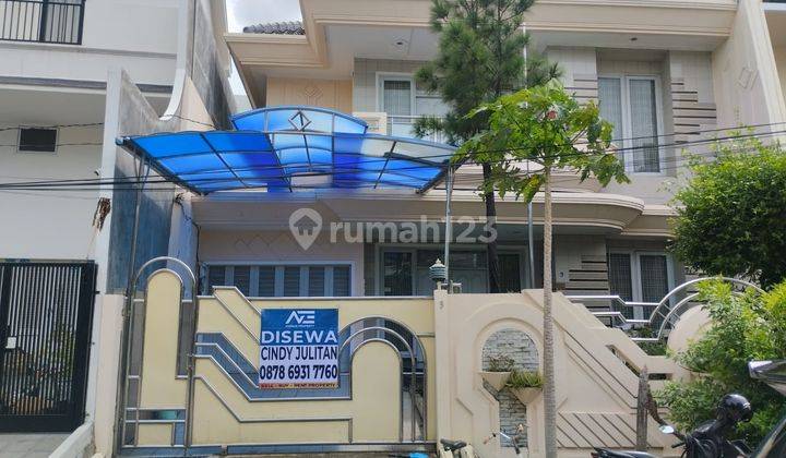 Sewa Rumah di Pluit Ukuran 13x25 2.5 Lantai Semi Furnish Termurah 1