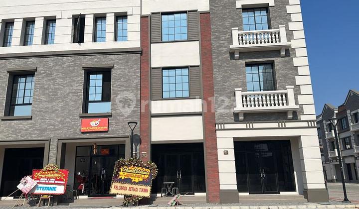 for rent osaka shop house pik 2 size 4.5x15 3 floors strategic location cheapest price