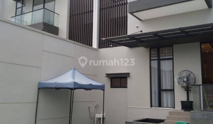 Dijual Rumah Pik 2 Cluster Bdi Uk 10x30 2.5 Lantai Full Furnish Bagus Termurah 1