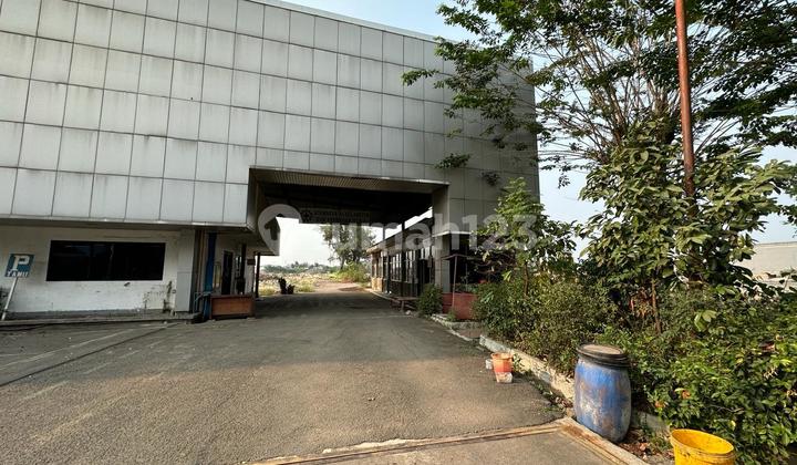 dijual tanah kosong daan mogot uk 68.117 m2 ada kantor lokasi strategis termurah