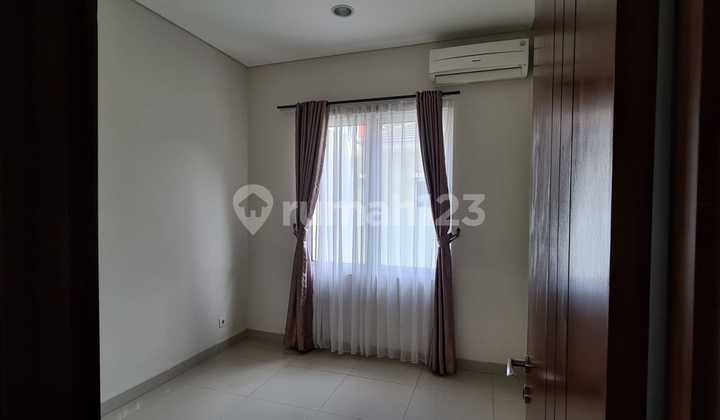 Hunian Rumah Bersih, Rapi Dan Siap Huni  2