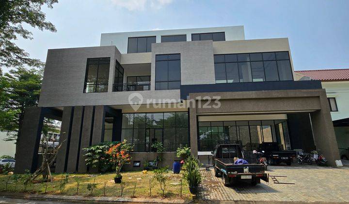 Rumah Baru Cakep Rapi Siap Huni Ada Swimming Pool 1