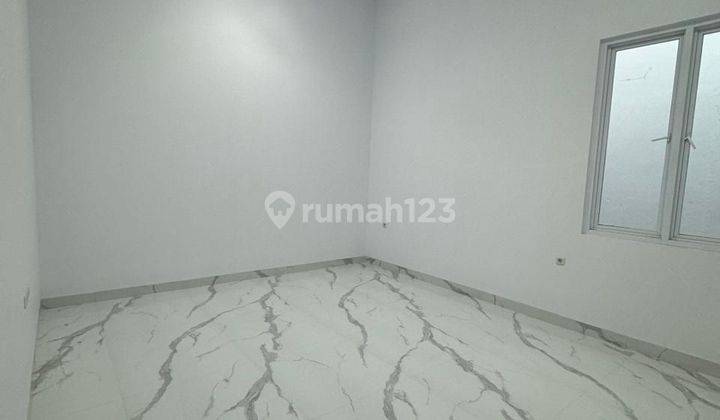 Rumah Disewakan pik Katamaran luas 594 meter brand new bagus 1