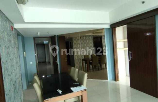 The St Moritz Puri Indah Apartment for Sale Cheap 82 Meters Ready to Live In The St Moritz Puri Indah Apartment for Sale Cheap 82 Meters Ready to Live In