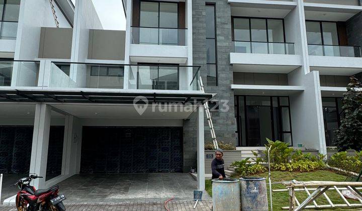 Rumah Disewakan Pik2 Milenial Permata Hijau 12x25 Murah Siap Huni 1