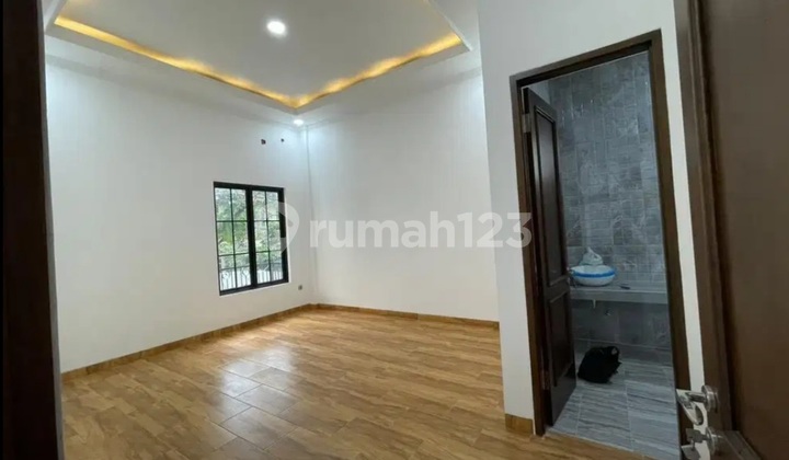 Dijual Rumah di Jl Bukit Golf Hijau Sentul Bogor pool privat Bagus siap huni 4