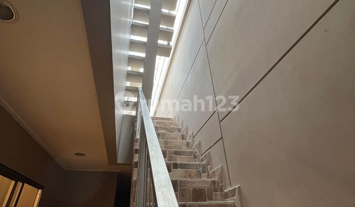 Jual Rumah Golf Island PIK