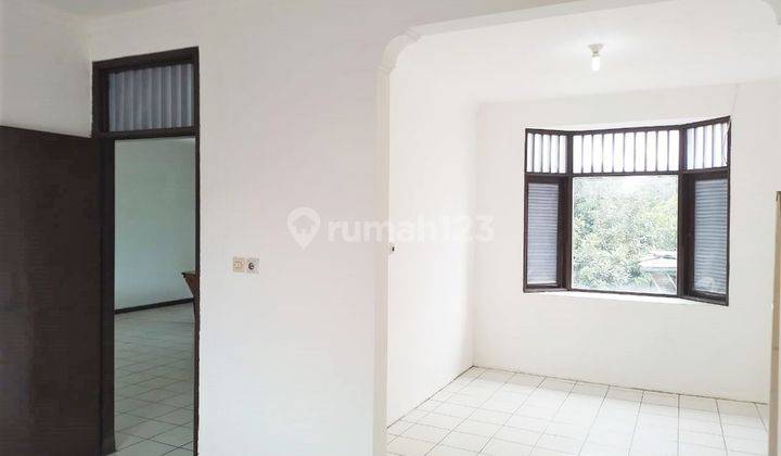 Disewakan Rumah Bisa Tempat Usaha di Jalan Pondok Ranji Er2976 14