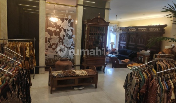 Dijual Rumah Strategis Dekat Pasar ******** 4613