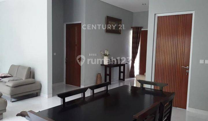 Dijual Rumah Bagus Dan Rapi Di De Latinos BSD 7496  2