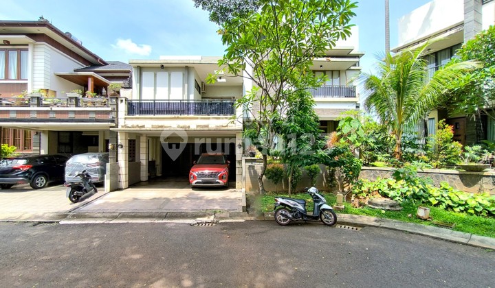For Sale Luxury House in Kebayoran Bintaro Area 7652 For Sale Luxury House in Kebayoran Bintaro Area 7652