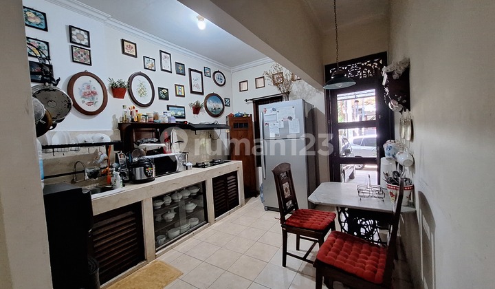 Rumah Rapi Modern Classic Furnished Dekat Stasiun Pondok Ranji 2