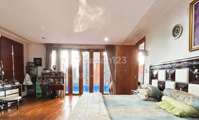 Rumah Split Level Tanah Luas Dengan Kolam Renang Bintaro Jaya 9 2