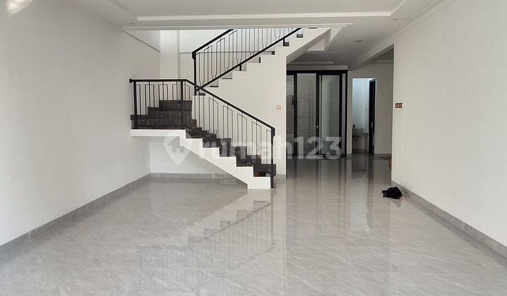 Ready-to-Occupy New House in Graha Raya Cluster, Bintaro, South Tangerang 2