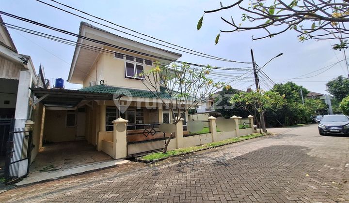 Rumah Hoek Tanah Luas Cluster Dekat Tol Parigi Graha Bintaro