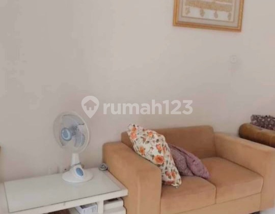 Neat and Ready-to-Occupy House in Serpong Lagoon Cluster, BSD.