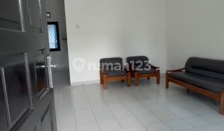 Disewa Murah Rumah Nyaman Di Komplek Daerah Elite Arcamanik  2
