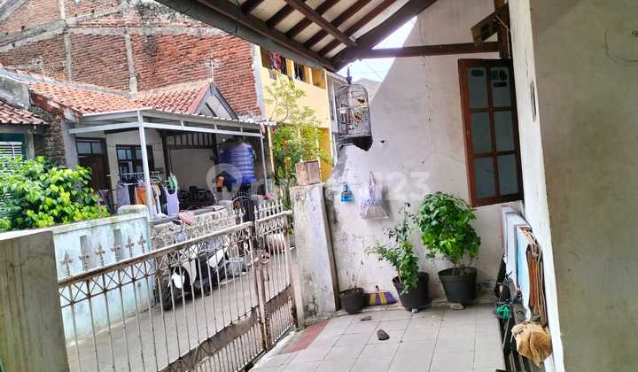 For sale cheap Central Antapani house 10 minutes to downtown