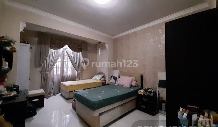 Rumah 2 Lantai Bangunan Terawat Di Batu Ampar Condet S7785 2