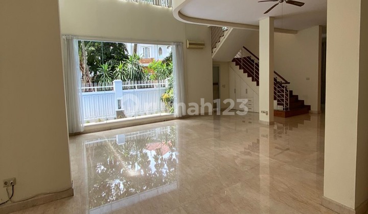 Rumah Luas 2 Lantai 2