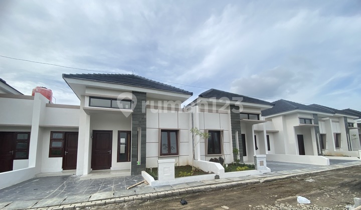 Rumah Murah, Strategis, SHM dekat Alun-alun Slawi 3