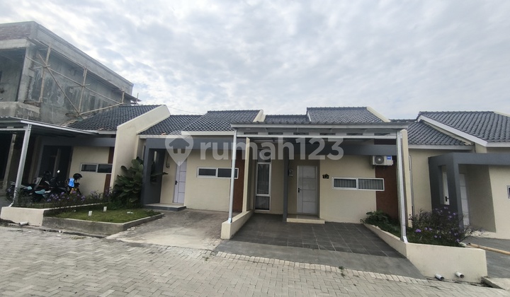 Promo Akhir Tahun Rumah Strategis Di Slawi Angsuran 1 Jtan Flat 1