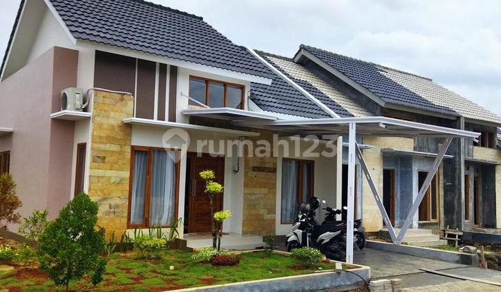 Rumah Modern Minimalis dekat pusat kota SHM 6