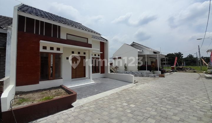 Rumah Dipusat Kota Slawi 