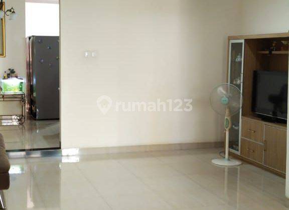 Di jual rumah di duta garden cluster Beverly 2 lantai  1