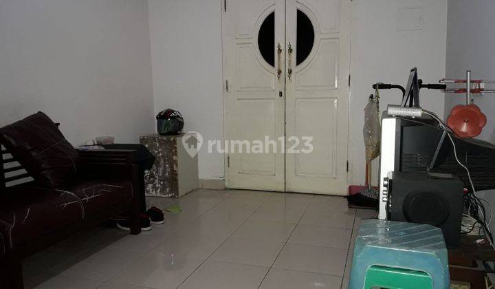 Rumah 2 Lantai SHM Bagus di duta garden cluster beverly  1