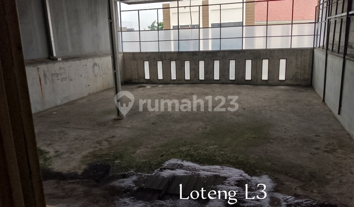 For Rent: Shop House in Kembangan, West Jakarta