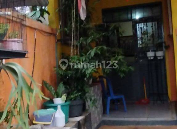 Rumah Berlokasi Strategis Siap Huni di Area Coblong Kota Bandung 2