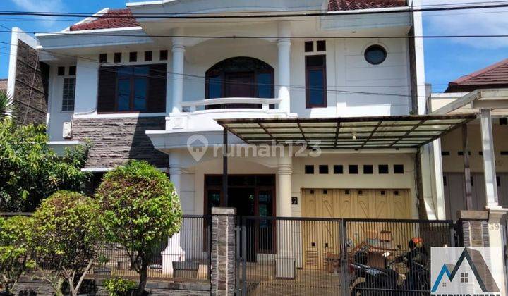 Rumah Mewah, Terawatt, Lingkungan Elite, Siap Huni di Batununggal 1