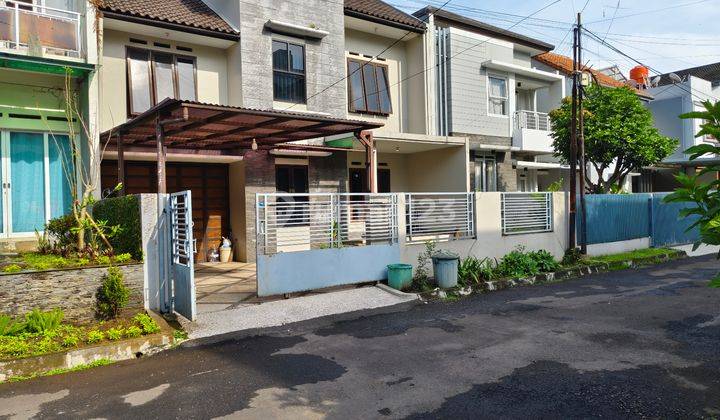 Rumah Modern Minimalis, Terawat Siap Huni, Komp Mustika Residence 2