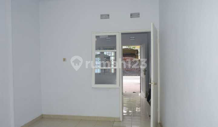 P Fl Dijual Cepat Rumah 6X12 di Puri Permata Cipondoh Dekat Poris