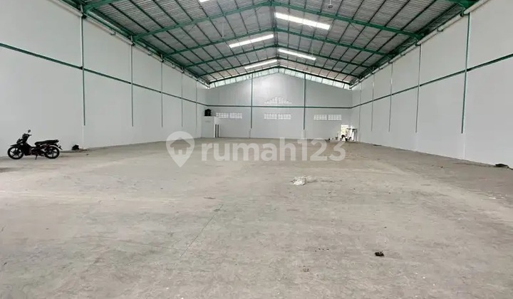 For Rent: Spacious Warehouse 1056 m2 in Cikande, Minimum 2 Years Lease For Rent: Spacious Warehouse 1056 m2 in Cikande, Minimum 2 Years Lease