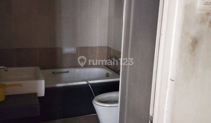 Yun 05.04 Disewakan Rumah Daan Mogot Baru  5