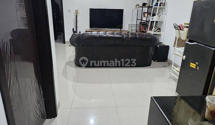 P Jes Disewakan Condo Green Royal Semi Furnished Lantai 3 2