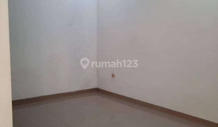 Disewakan Rumah 6x15 di Duri Kosambi Ready Mid Okt 2