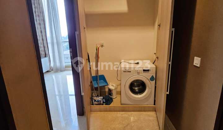 Dijual Cepat Termurah Aapartemen 2+1 BR Furnish Four Wind Senayan 2