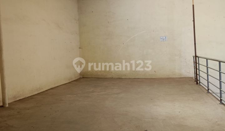 For Rent Fast Warehouse LB 350 m2 Ready to Use in Prima Center