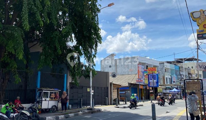 For Rent 3-Story Shop House Facing Main Road in Duri Kosambi, Min. 2 Years 2