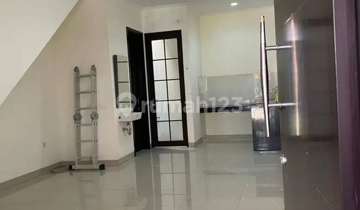 P Fl Disewakan Rumah 4X12 Siap Huni di Green Village