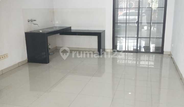 P FR Dijual Cepat Termurah Rumah 4x12 East Asia Green Lake City