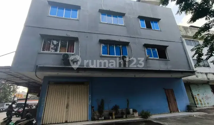 4-Storey Shop House for Sale, Corner Position at West Peta, Daan Mogot 2