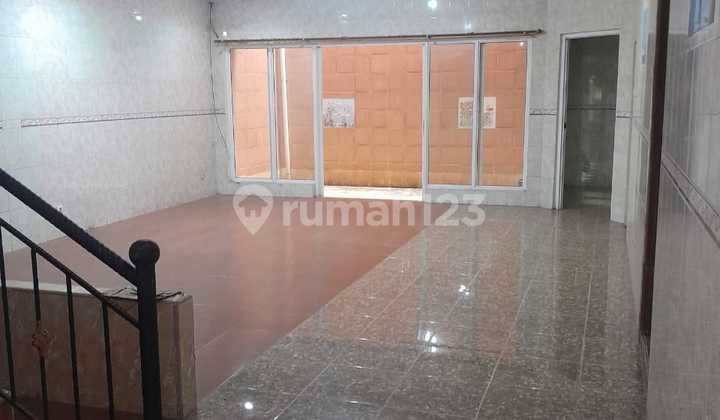 P Rby Disewakan Rumah 9x20 Siap Huni Di Taman Surya 5 Min. 2 Thn P Rby Disewakan Rumah 9x20 Siap Huni Di Taman Surya 5 Min. 2 Thn