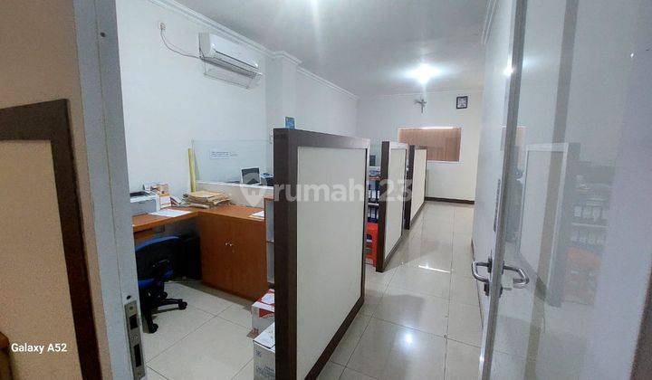 P Fl Disewakan Ruko Furnish Cocok Untuk Kantor di Green Lake City 2