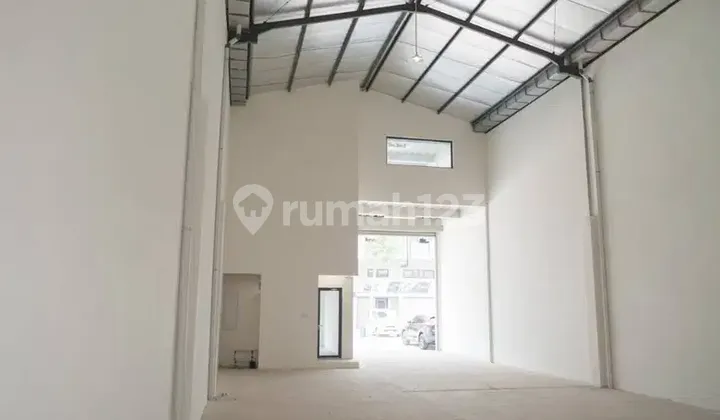 Disewakan Gudang 9X24,5 di Duta Indah Starhub Min. 2 Thn Disewakan Gudang 9X24,5 di Duta Indah Starhub Min. 2 Thn